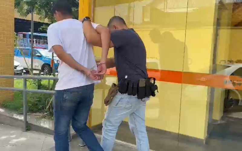 Polícia prende o último suspeito de estupro coletivo e encerra inquérito