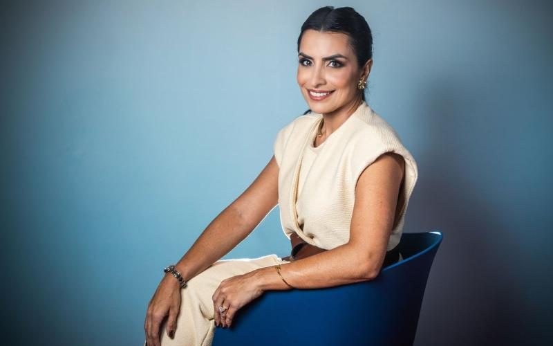 Ex-vice-presidente do Goldman Sachs denuncia assédio moral após ser mãe