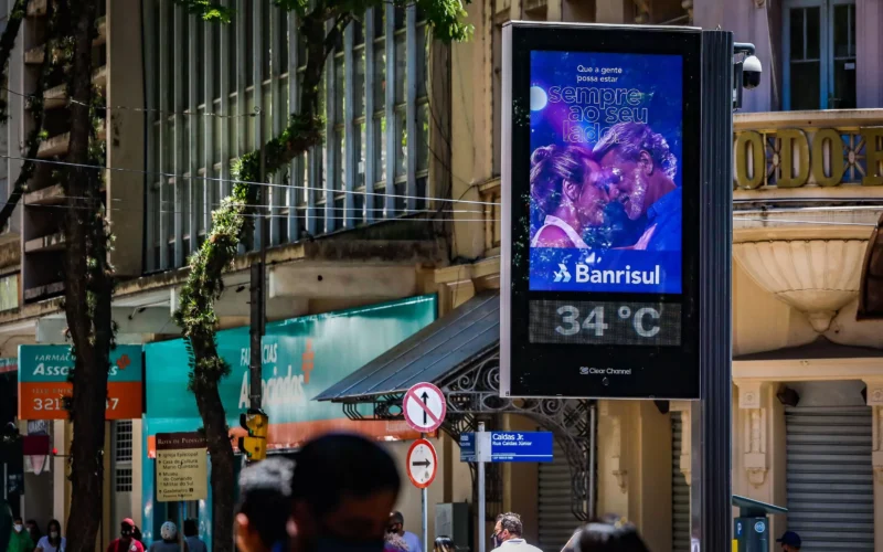 Clima em Porto Alegre: Semana de calor intenso com sol e possibilidade de chuvas isoladas