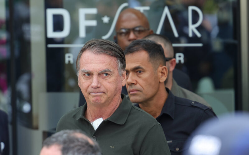 Moraes determina que Bolsonaro seja transferido para a Papuda, em Brasília