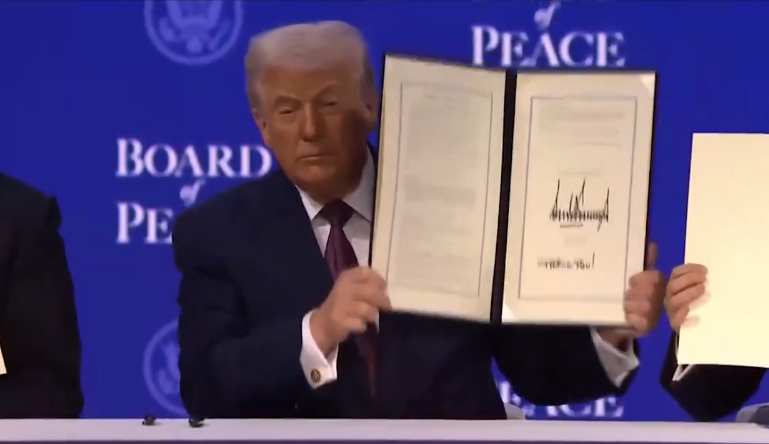 Trump anuncia criação do ‘Conselho para a Paz’ e se compromete a colaborar com a ONU
