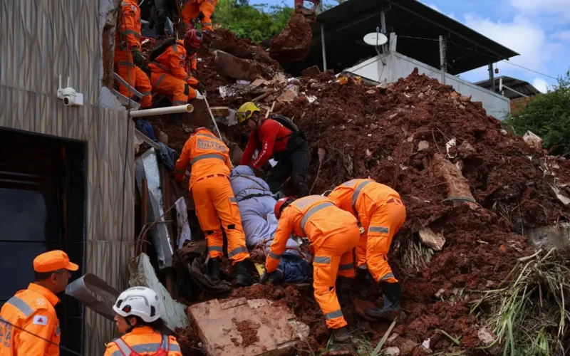 Número de mortos nas chuvas na Zona da Mata Mineira chega a 46