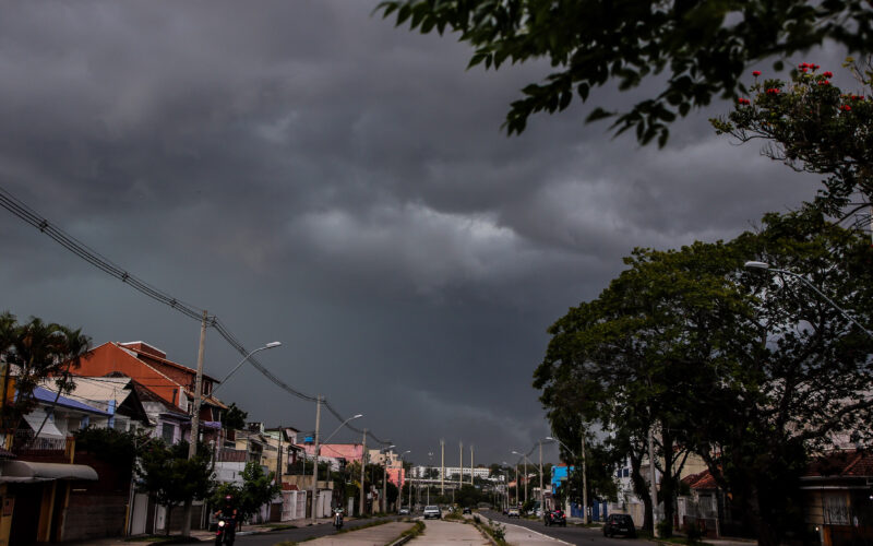 Alerta de tempestade: RS deve se preparar para chuvas fortes entre quarta e quinta-feira