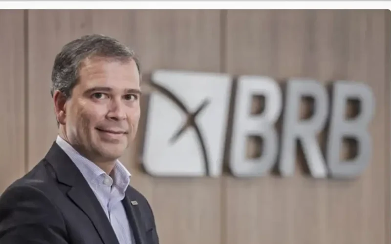 Ex-presidente do BRB é detido pela PF em investigação do Banco Master