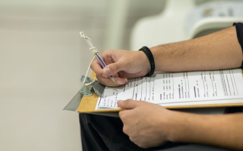 Vaga com registro em carteira continua sendo a escolha preferida dos profissionais em busca de trabalho