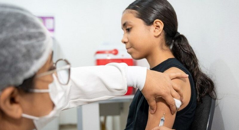 Campanha de Vacinação Escolar se Estende até 30 de Novembro com Objetivo de Imunizar 27 Milhões