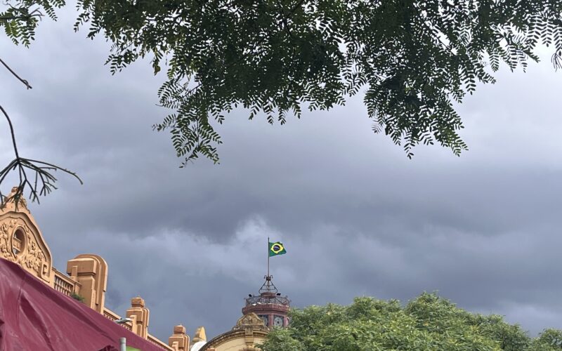 Tempestades à vista: Inmet emite alerta laranja para o Rio Grande do Sul a partir de sexta-feira (1º)