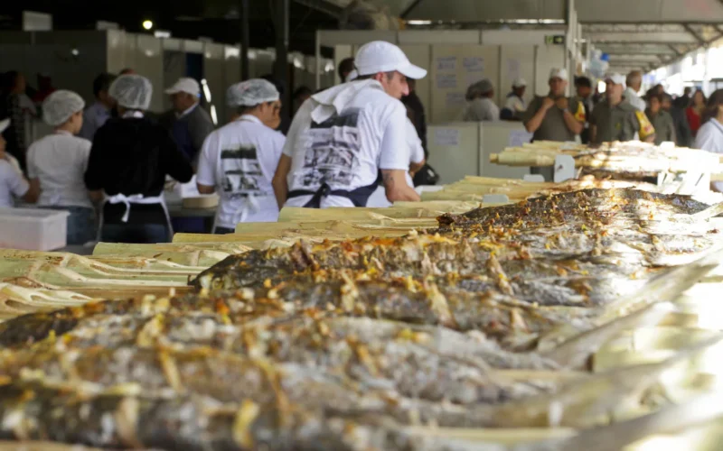 Porto Alegre dá início à Feira do Peixe nesta segunda-feira com 51 estandes disponíveis