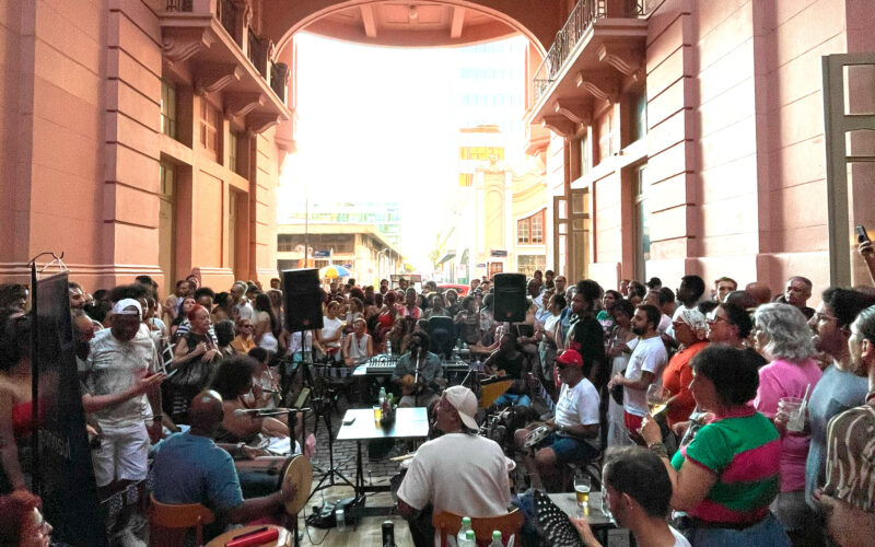 Inscrições abertas para cantores solistas no “Samba do Quintana” da CCMQ