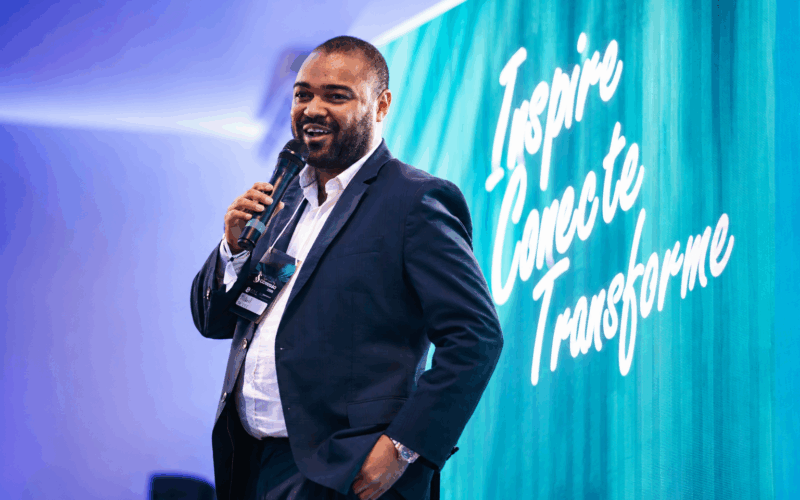 Aos 30 anos, Adriel Brendown intensifica pré-campanha a deputado federal com agenda em 23 cidades da Bahia