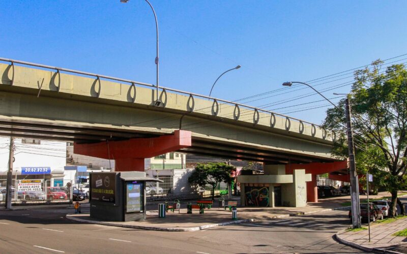 Porto Alegre disponibiliza espaços abaixo de viadutos para empreendimentos sem custos de aluguel