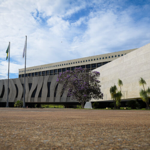 Professor de Direito acusado de crimes sexuais em Porto Alegre ganha liberdade provisória no STJ