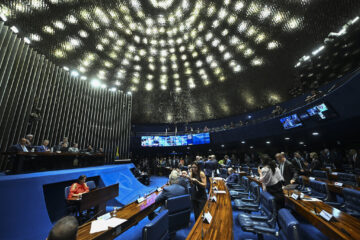 Proposta de fim da escala 6×1 é debatida no Senado em meio à luta por jornadas de trabalho mais flexíveis