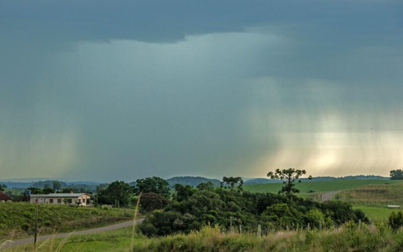 Tempestades à vista: Inmet emite alerta amarelo para o Rio Grande do Sul entre 11 e 12 de outubro