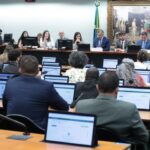 Comissão aprova proposta para diminuição da maioridade penal