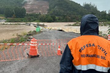 Defesa Civil do Rio Grande do Sul oferece suporte a cidades na gestão de crises naturais