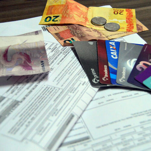 Mutirão da Defensoria Pública oferece ajuda a endividados em Porto Alegre