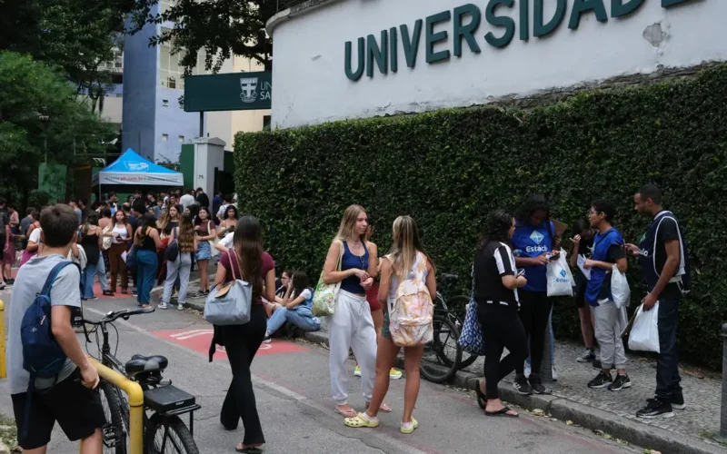 Prazo para se inscrever no Enem 2026 termina nesta sexta-feira na web