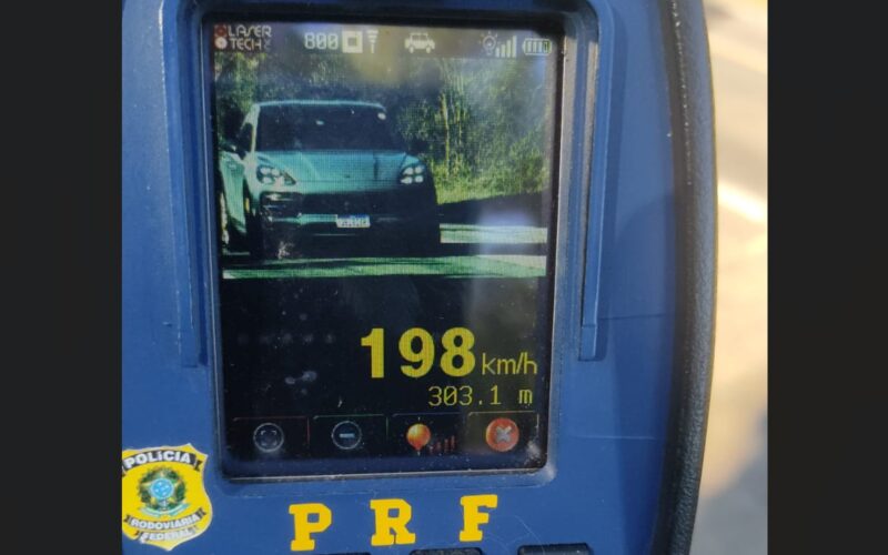 Porsche é registrado a 198 km/h na BR-290 em Caçapava do Sul