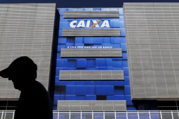 Decisão judicial impede a Caixa de exigir seguros e serviços em contratos de financiamento habitacional