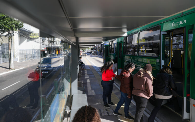 Queda de 56% nos assaltos a ônibus marca o primeiro semestre em Porto Alegre
