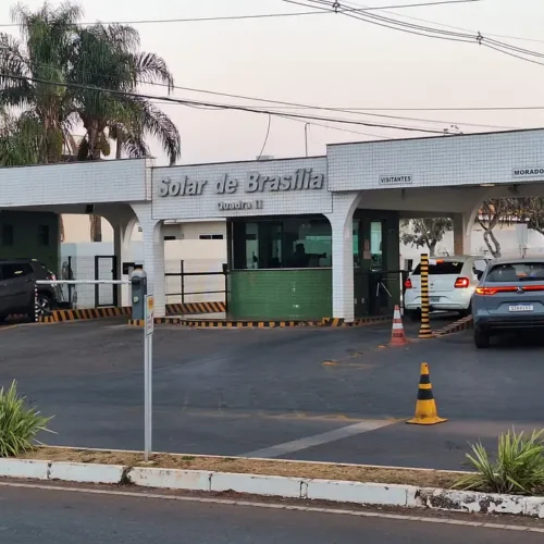 Moraes rejeita solicitação de Javier Milei para encontro domiciliar com Bolsonaro