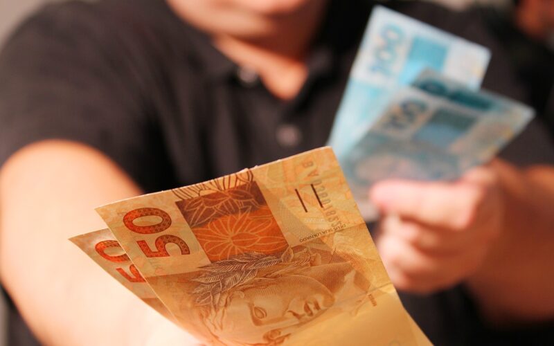 Desenrola Adimplentes oferece taxas de juros reduzidas para pagamentos pontuais de empréstimos