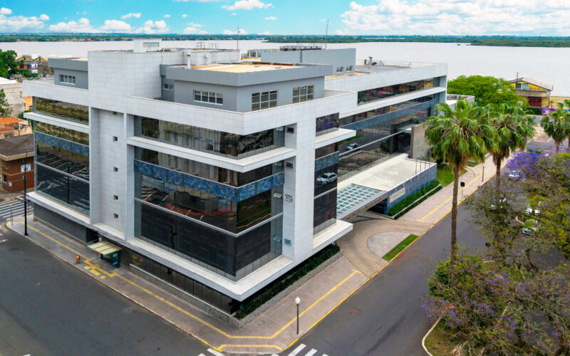 TCE-RS interrompe parceria de R$ 4,5 bilhões para revitalização de 98 instituições de ensino estadual