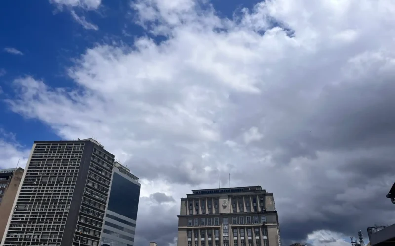 Porto Alegre se prepara para um breve veranico antes da chegada de chuvas e possibilidade de granizo